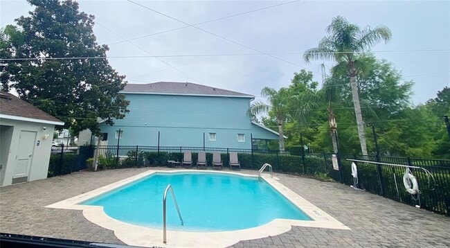 Building Photo - 2409 Harleyford Pl