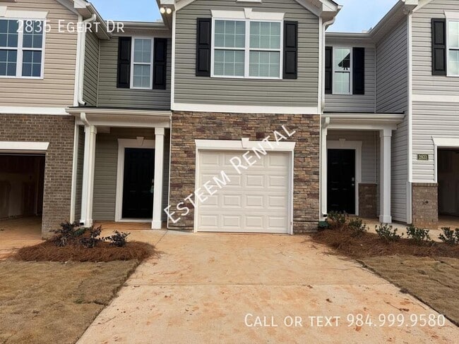 Building Photo - 2835 Egert Dr