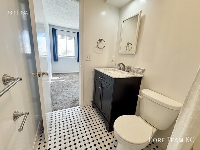Building Photo - 4420 Jarboe St