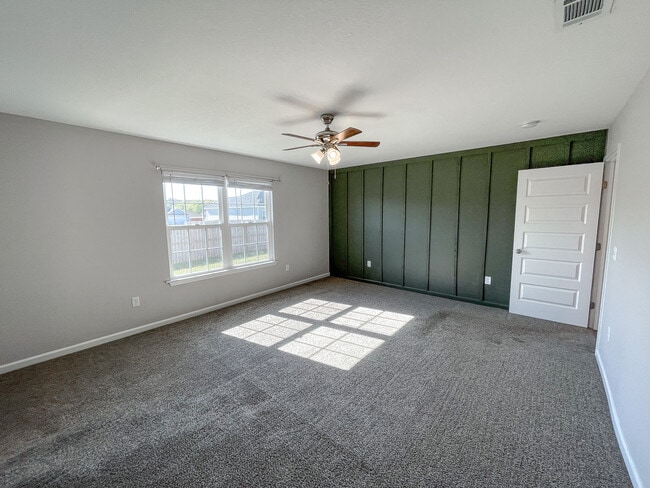 Building Photo - 7050 White Pine Ave