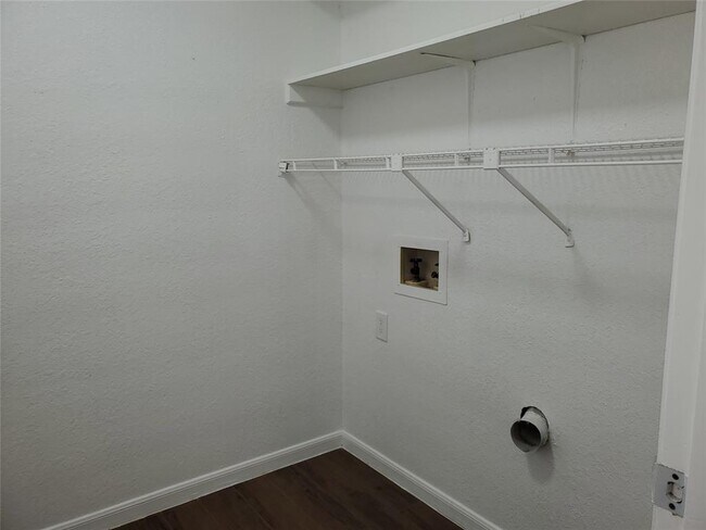 Building Photo - 2508 Howellwood Way