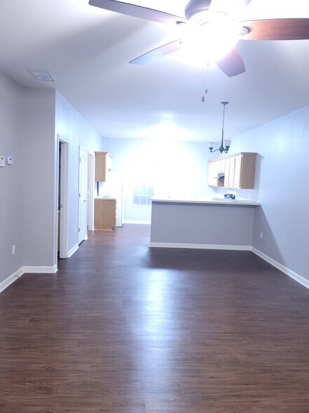Lvingroom to Kitchen - 4210 Oakwood Rd