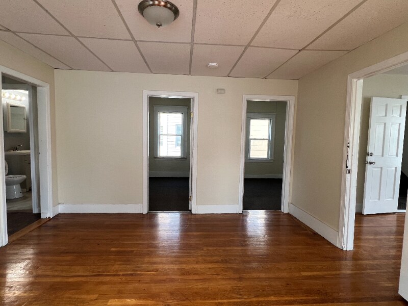 Building Photo - 42 Houghton St