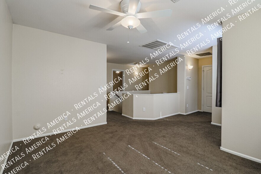 Building Photo - 12610 W Medlock Dr