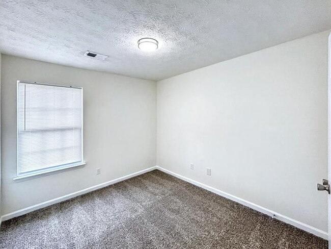 Building Photo - 4159 Park Chase Dr