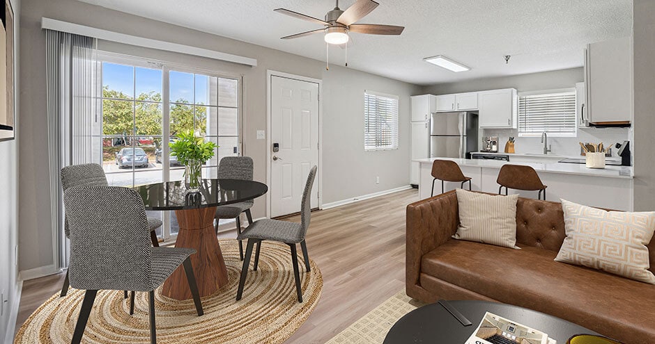 Building Photo - Polo Club