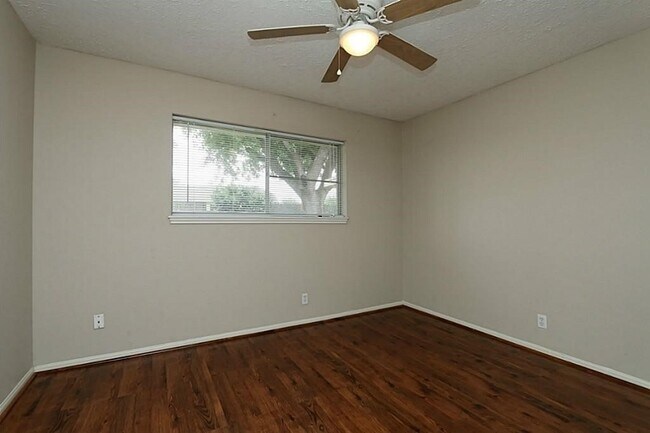 Building Photo - 12623 Westella Dr