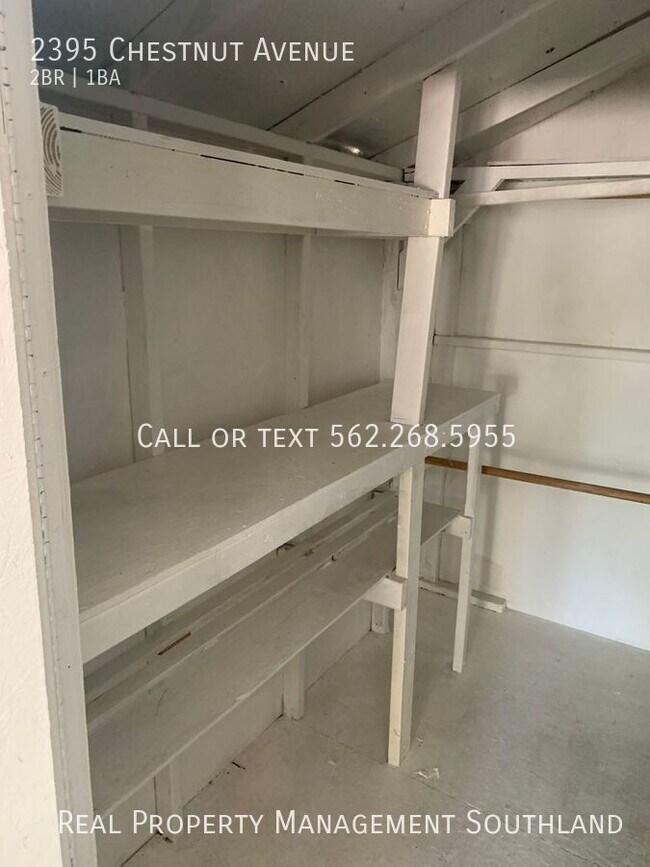 Building Photo - 2395 Chestnut Ave