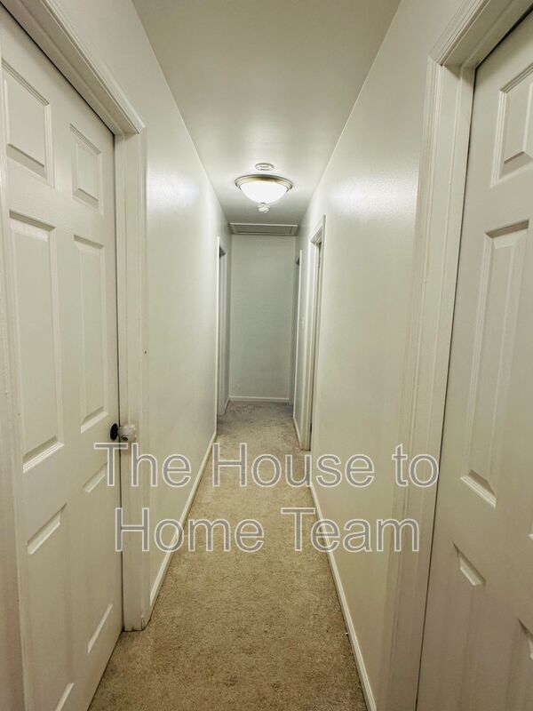 Building Photo - 103 Fairmont Dr