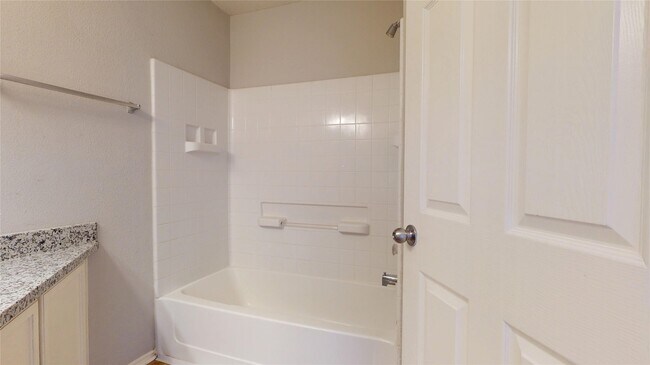 Building Photo - 1103 Sun Prairie Dr