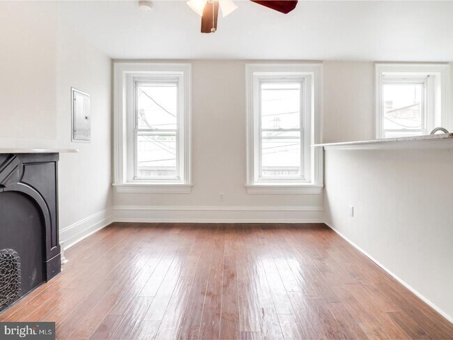 Building Photo - Beautiful 1 bedroom apartment in manayunk