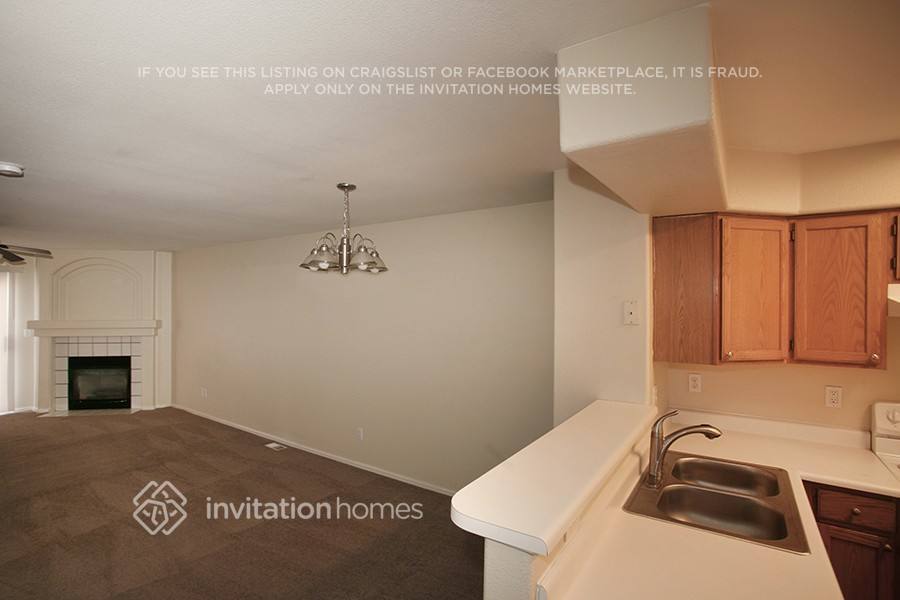 Building Photo - 11812 E Kepner Dr