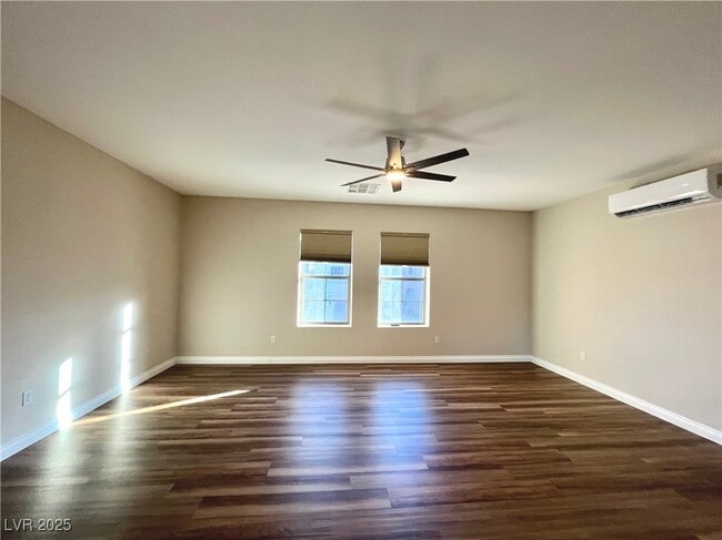 Building Photo - 10658 Little Horse Creek Ave