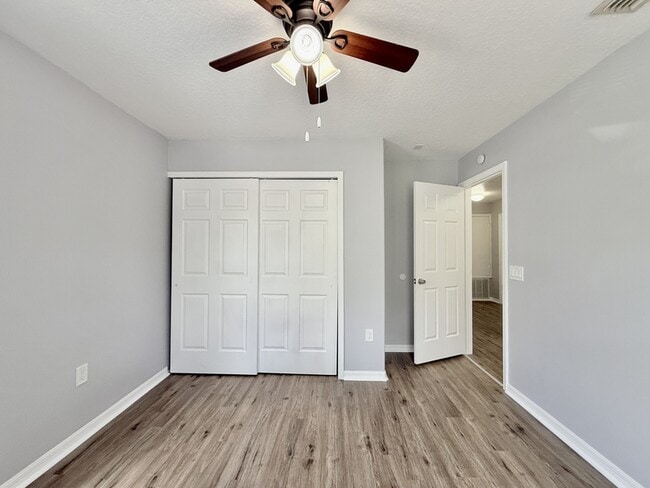 Building Photo - 10325 Boyette Creek Blvd