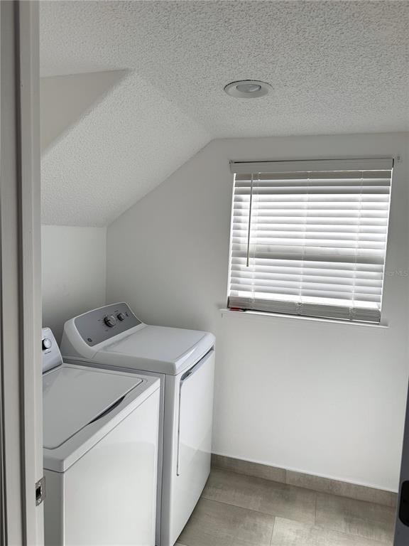 Building Photo - 1851 Wedgewood Way