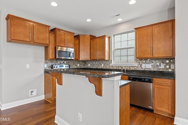 Building Photo - 188 Outwater Ridge Dr