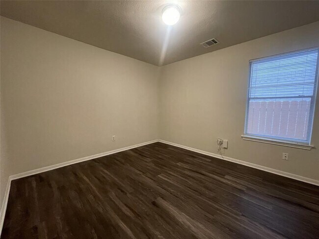 Building Photo - 3712 Bratton Heights Dr