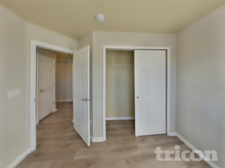 Building Photo - 6782 Camino Del Rey