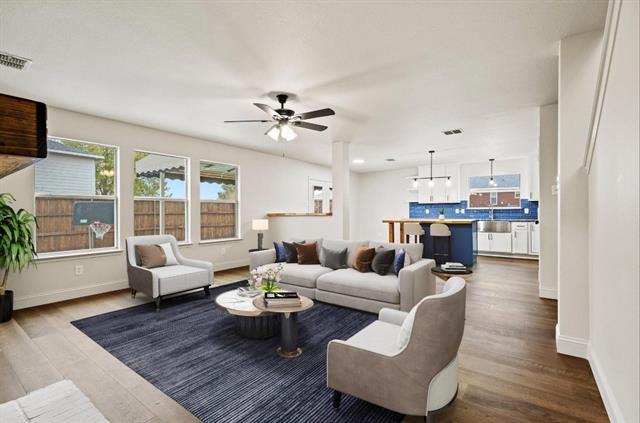 Building Photo - 1713 Pebblebrook Ln