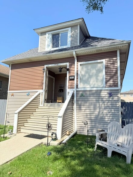 Building Photo - 2807 N 74th Ct