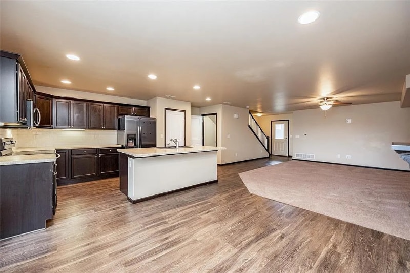 Building Photo - 61 Renee Ln