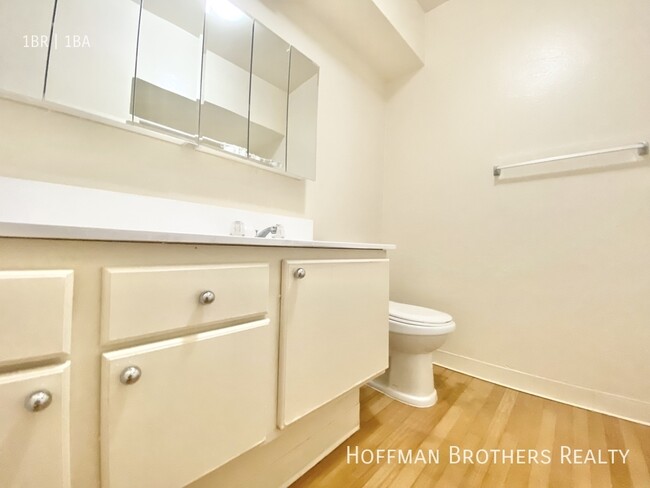 Building Photo - 507 La Fayette Park Pl
