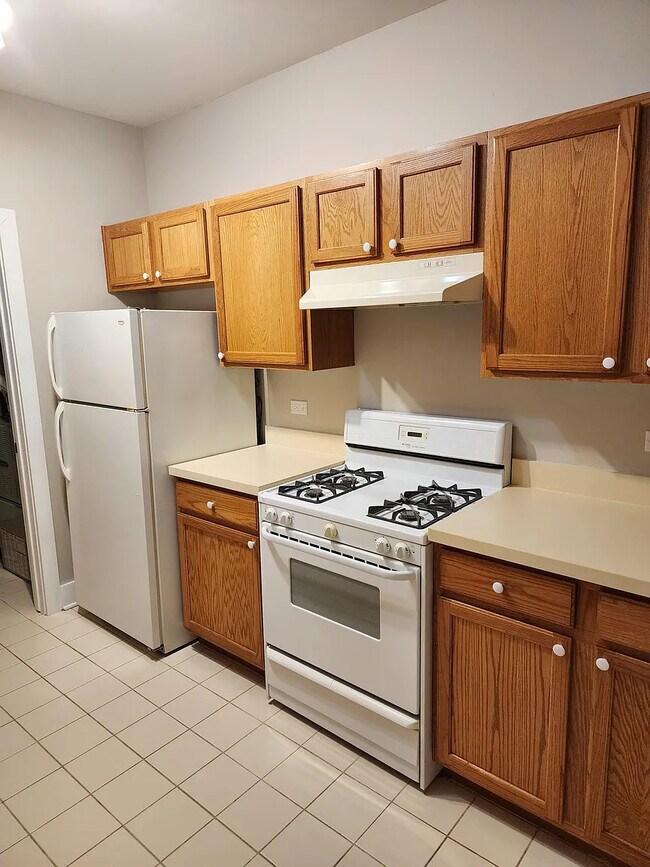 Building Photo - Apartments in Lockport