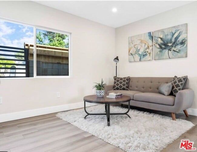 Building Photo - 6651 Aldea Ave