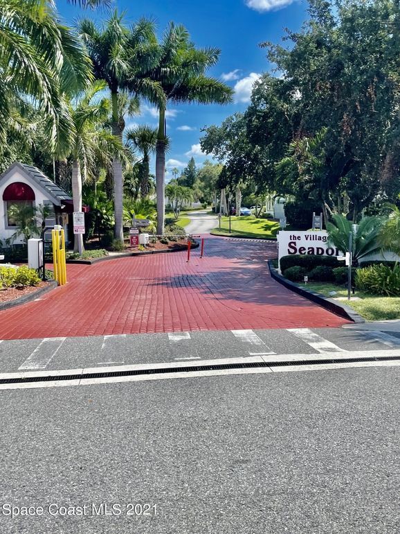 Building Photo - 135 Ocean Park Ln