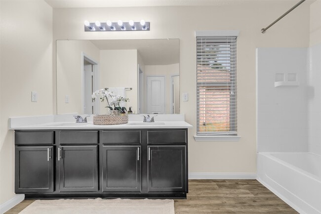 Building Photo - 3807 Springcrest Ln