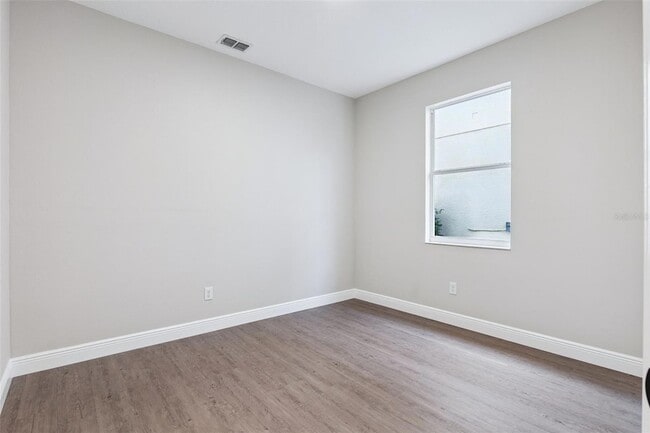 Building Photo - 1209 Cathcart Cir