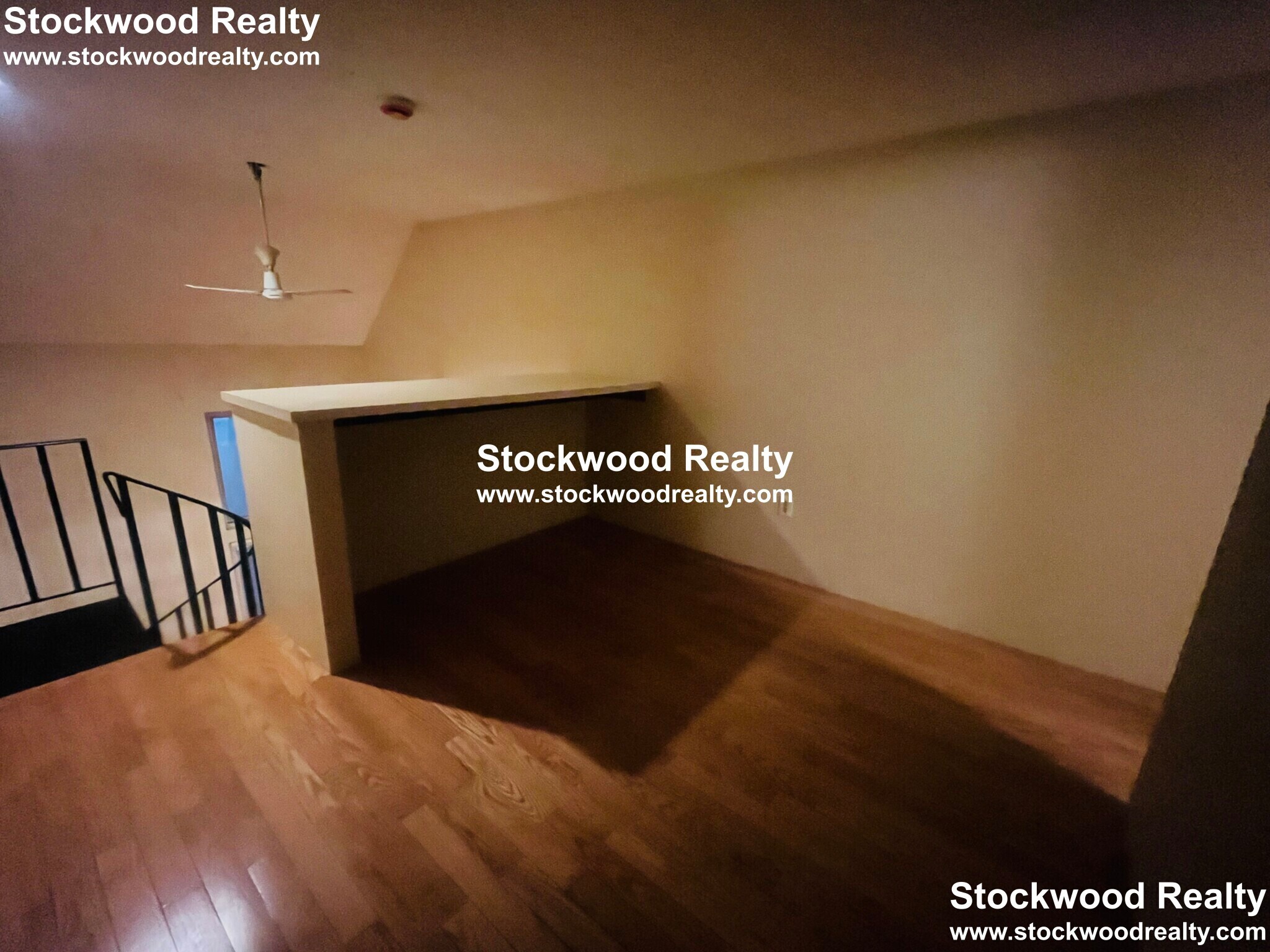 Building Photo - 382 Dorchester St