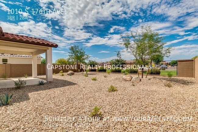 Building Photo - 1010 S 176th Ave