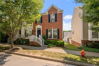 Building Photo - 7333 Althorp Way