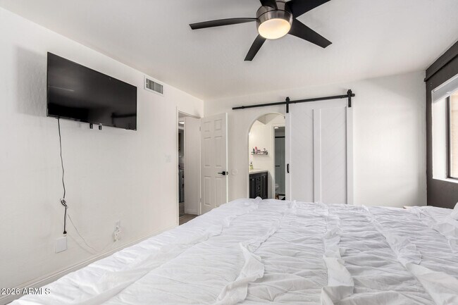 Building Photo - 2935 N 68th St