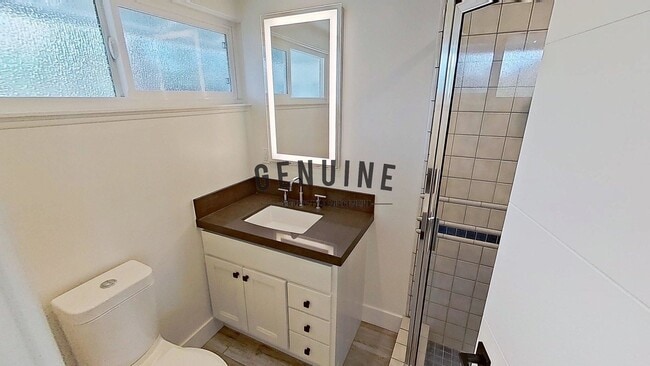 Building Photo - 3Bd 2Ba Home in the Heart of Orange