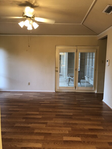 doors to backyard from master - 2304 Canyon Valley Trl