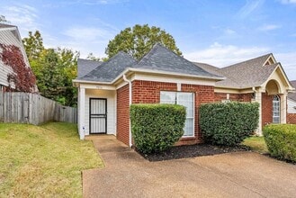 Building Photo - 7016 S Estacada Way