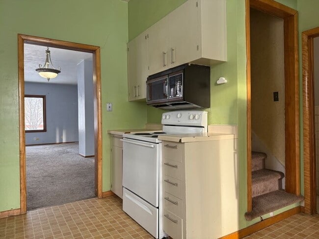 Building Photo - 57 N Terrace