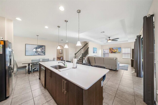 Building Photo - 199 Macaulay's Cv