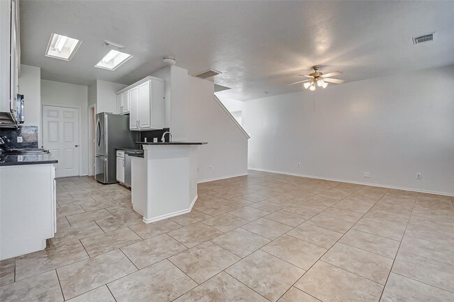 Building Photo - 12426 Narcissus View Trail