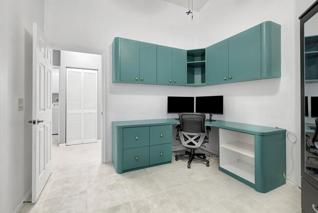 Building Photo - 9629 Cherry Blossom Ct
