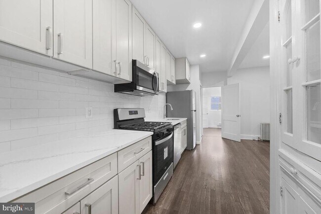 Building Photo - 5402 3rd St NW
