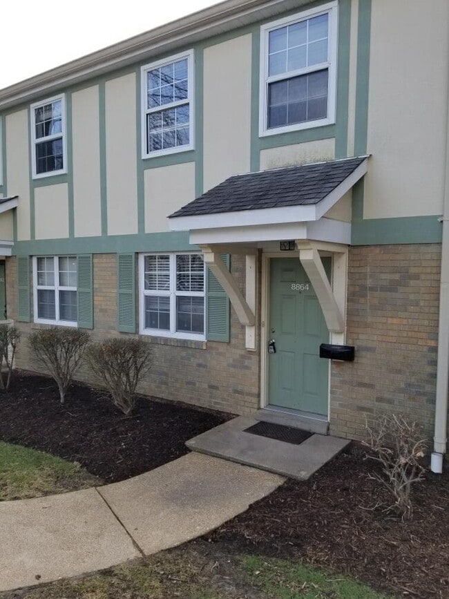 Building Photo - 8864 Flamingo Ct