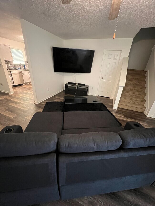 Living area - 1263 Brookstone Rd