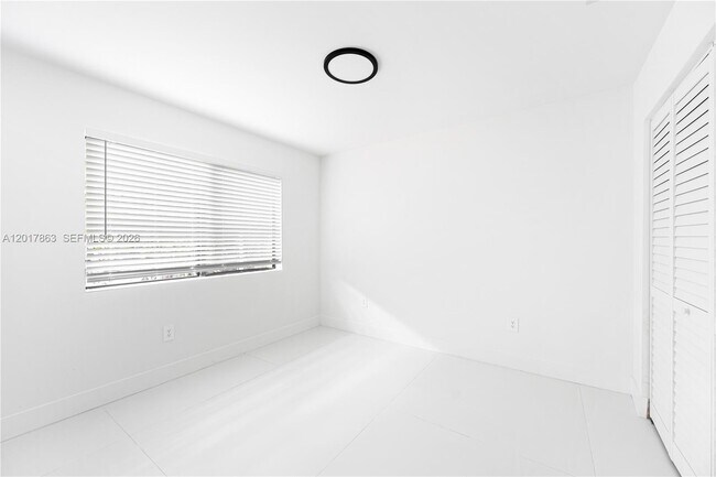 Building Photo - 2373 NW 61st St