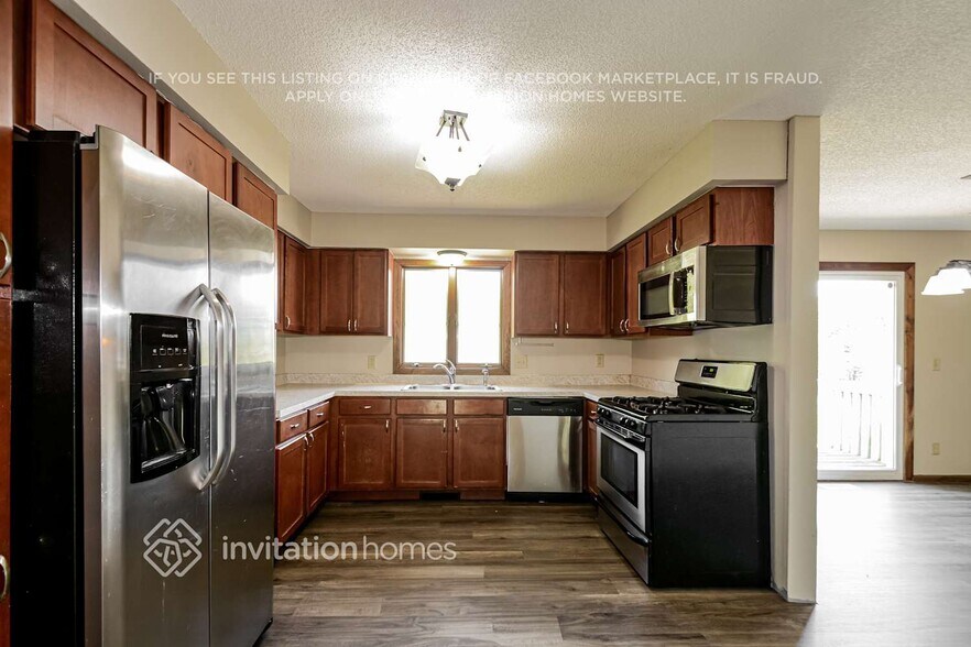 Building Photo - 14655 Sycamore St NW