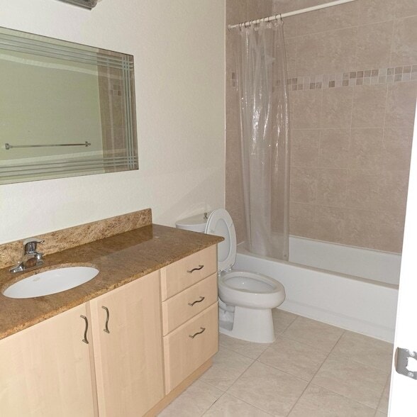 Building Photo - 1610 Presidential Way