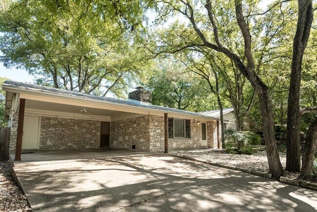 Building Photo - 2402 Rock Terrace Cir