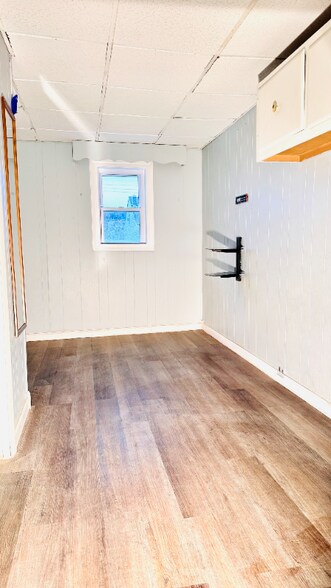 Building Photo - 13 N 2nd St